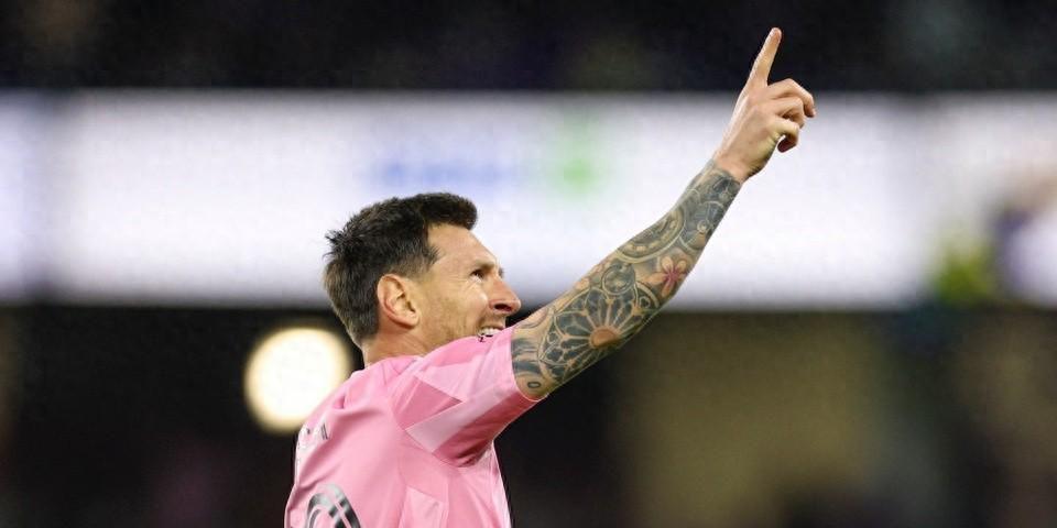 华体会官网-多项纪录静候梅西：900球大关近在咫尺，任意球神迹指日可待